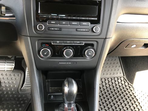 Used 2013 Volkswagen Golf 2-Door image 14