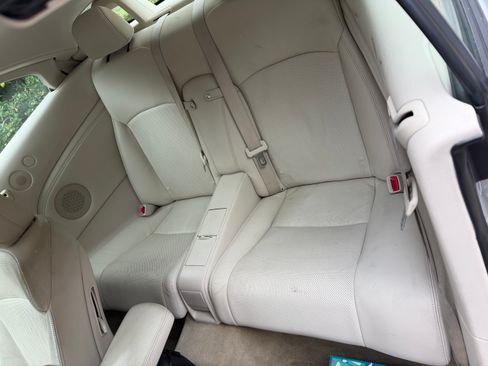 Used 2010 Lexus IS 350C image 4