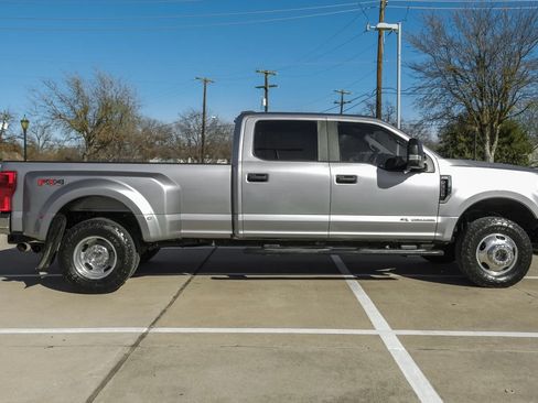 Used 2022 Ford F350 XL w/ STX Appearance Package image 5