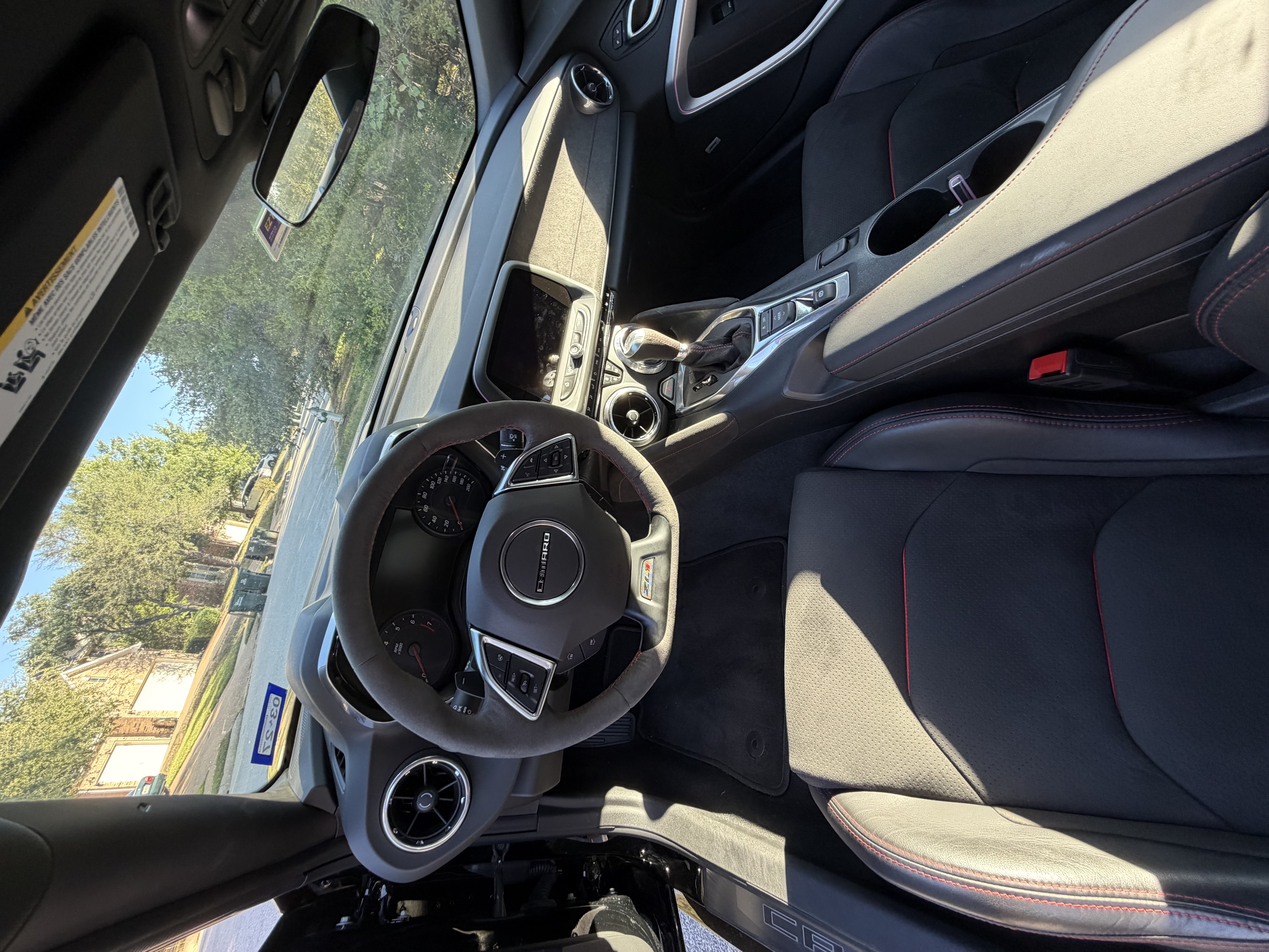 Used 2018 Chevrolet Camaro ZL1 RWD image 13