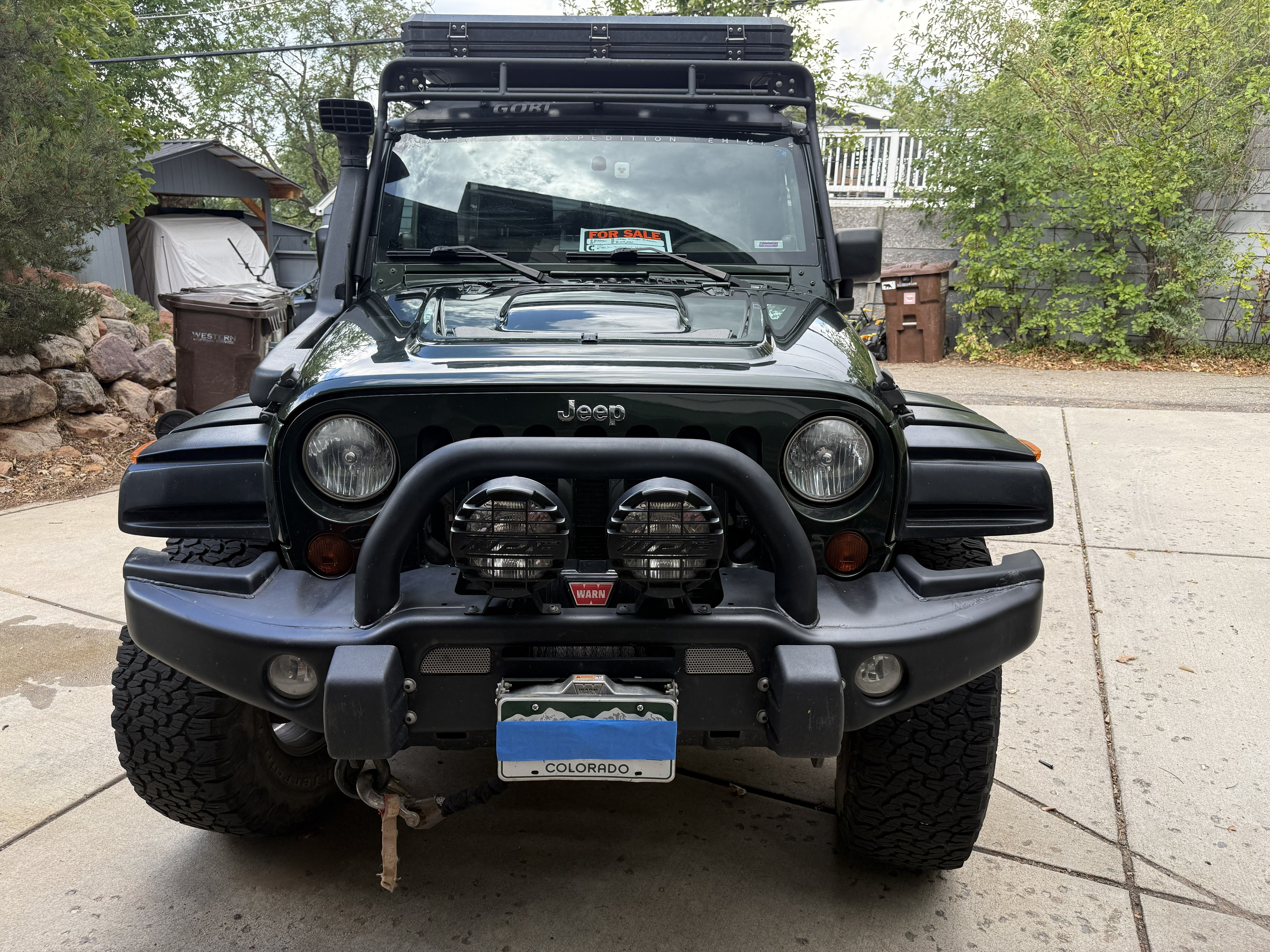 Used 2010 Jeep Wrangler Unlimited Rubicon w/ Dual Top Group AWD/4WD image 2
