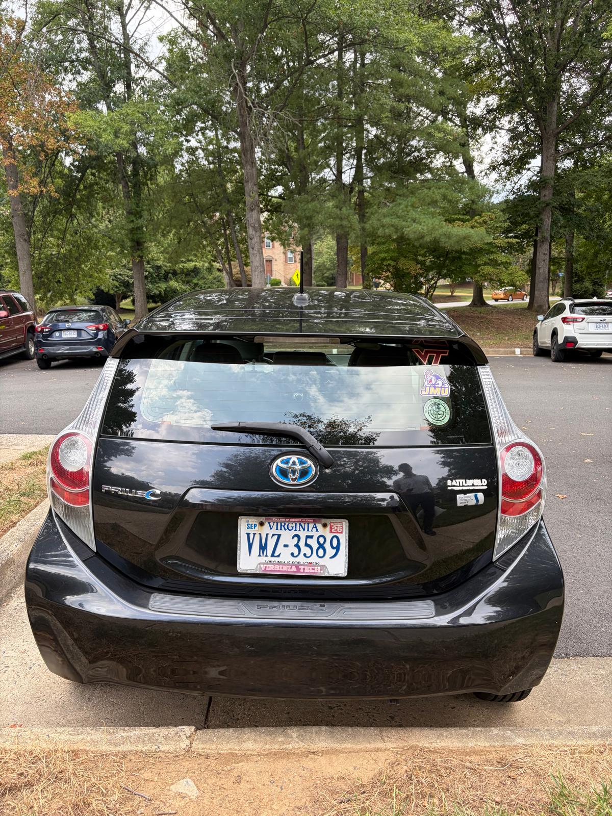 Used 2014 Toyota Prius C Four FWD image 4