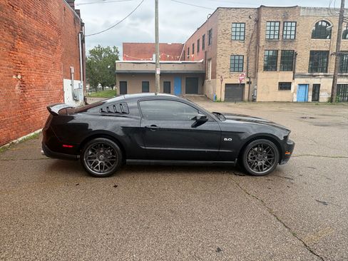 Used 2012 Ford Mustang GT Premium RWD image 16