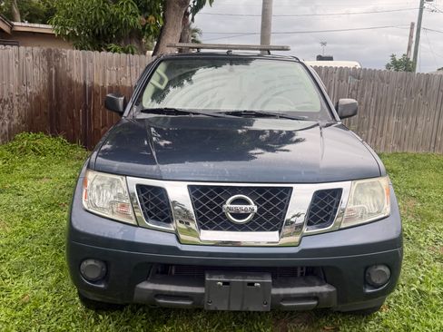 Used 2018 Nissan Frontier SV AWD/4WD image 4