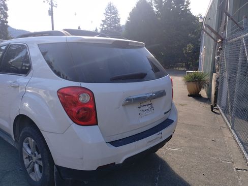 Used 2010 Chevrolet Equinox LT w/ LPO, Protection Package FWD image 5