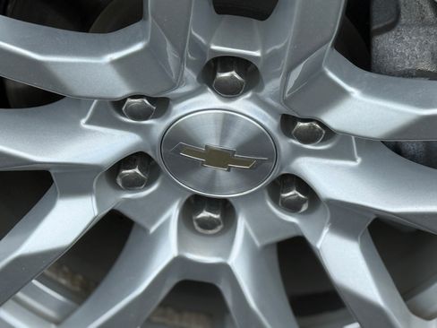 Used 2023 Chevrolet Tahoe LT image 14