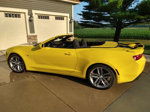 Used 2017 Chevrolet Camaro LT w/ RS Package RWD image 10