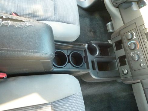 Used 2011 Dodge Dakota ST image 16