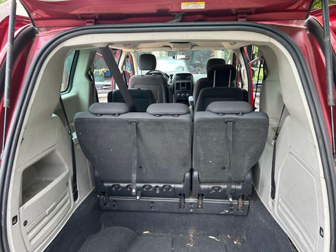 Used 2008 Dodge Grand Caravan SE image 9