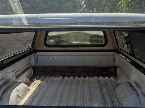 Used 2001 Toyota Tundra Long Bed image 9