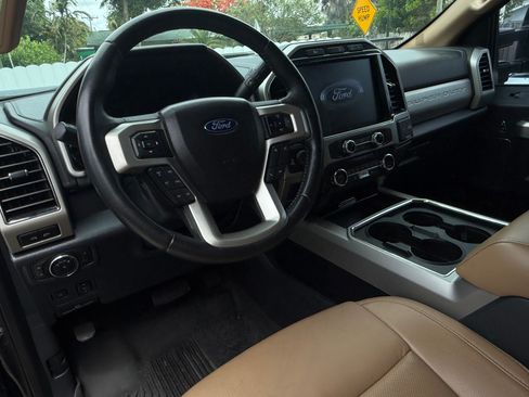 Used 2022 Ford F250 Lariat w/ Tremor Off-Road Package AWD/4WD image 12