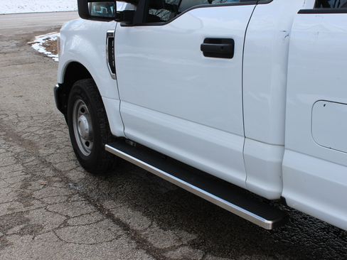 Used 2022 Ford F250 XL image 9