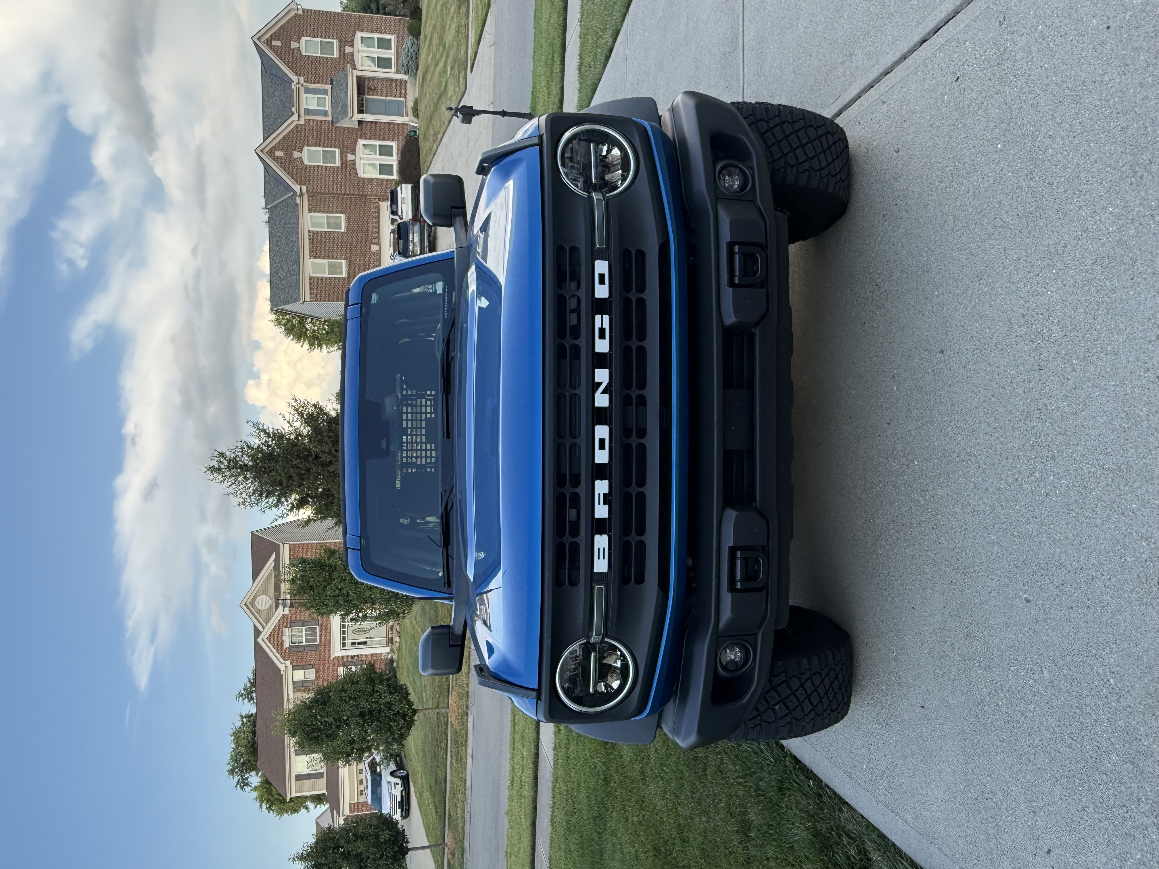 Used 2023 Ford Bronco Black Diamond w/ Sasquatch Package AWD/4WD image 8