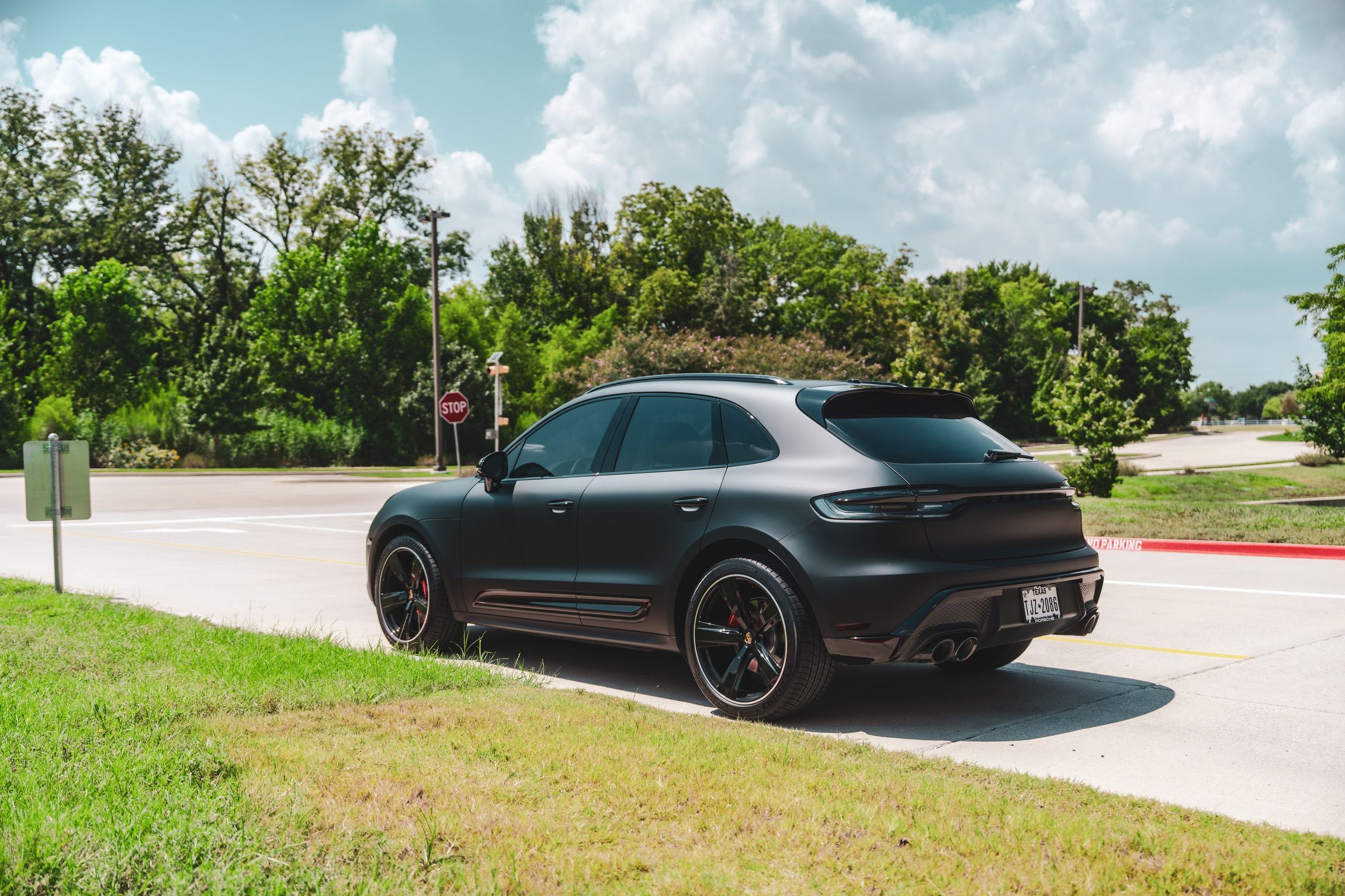 Used 2024 Porsche Macan S AWD/4WD image 5