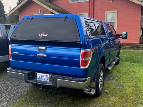 Used 2011 Ford F150 XLT w/ XTR Pkg image 4