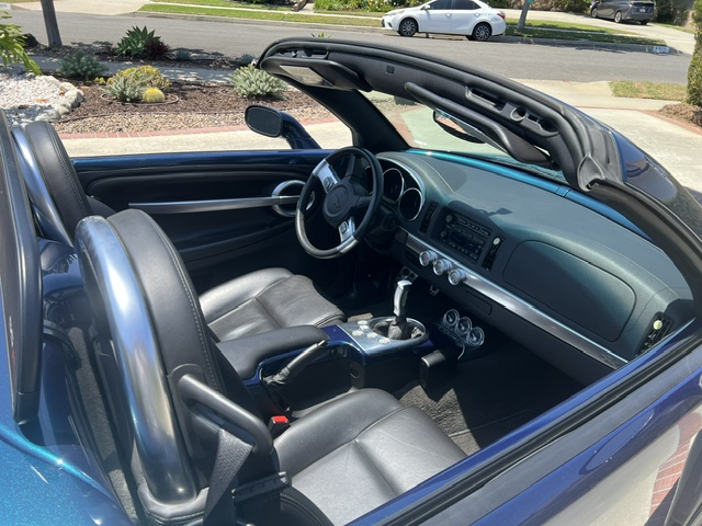 Used 2005 Chevrolet SSR w/ Preferred Equipment Group RWD image 22