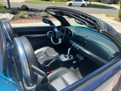 Used 2005 Chevrolet SSR w/ Preferred Equipment Group RWD image 22