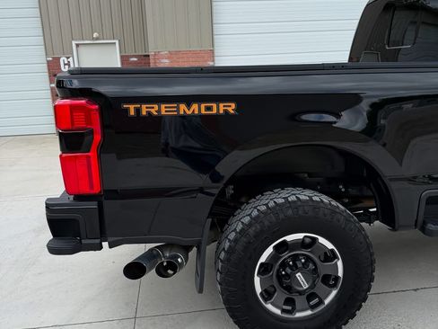 Used 2024 Ford F350 Platinum w/ Tremor Off-Road Package image 11