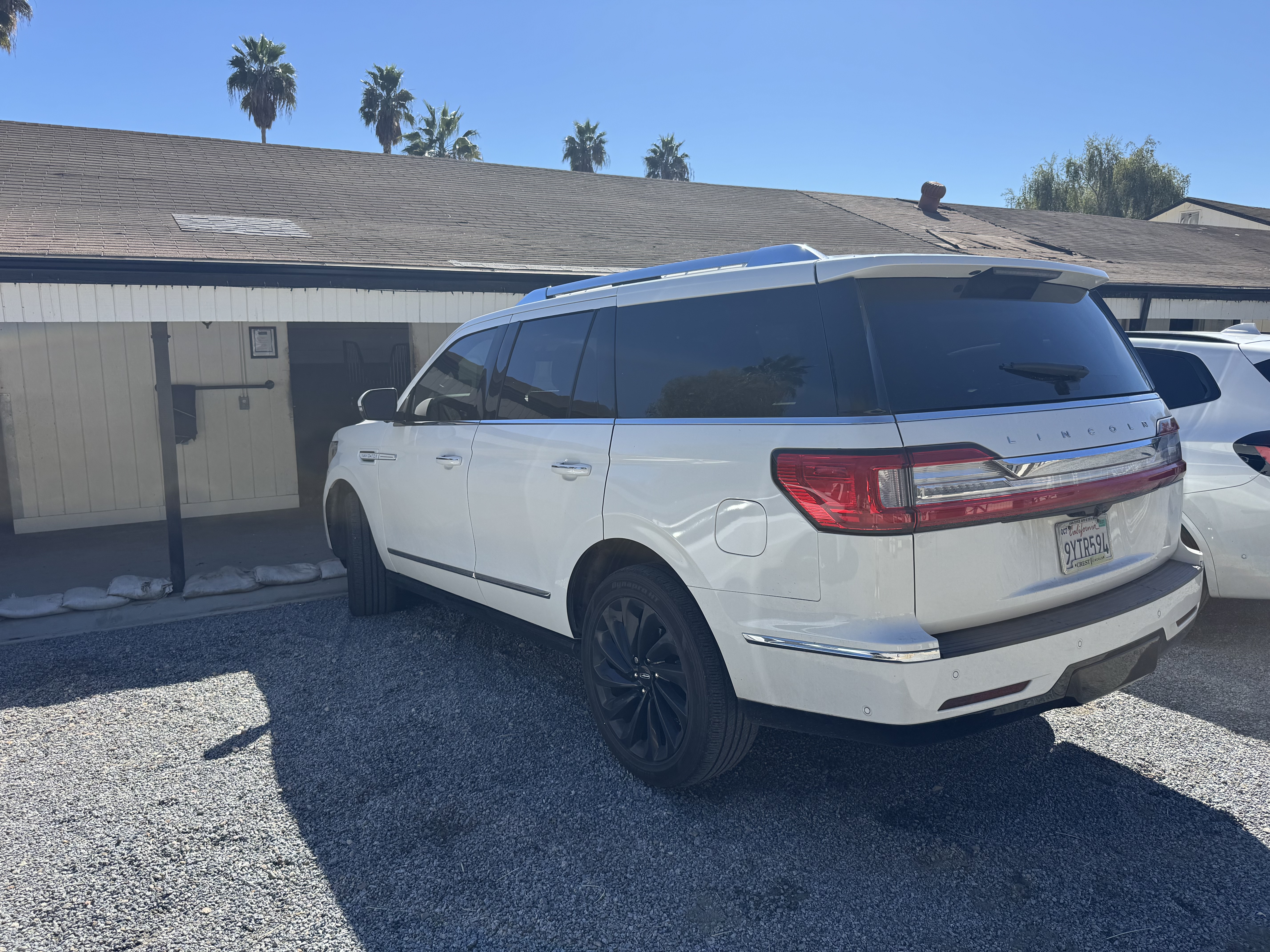 Used 2021 Lincoln Navigator Reserve AWD/4WD image 9