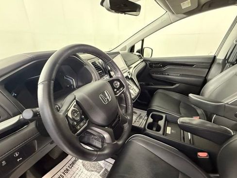 Used 2023 Honda Odyssey Elite image 6