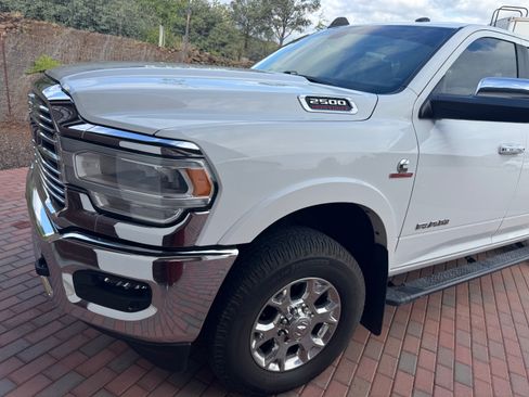 Used 2020 RAM 2500 Laramie AWD/4WD image 11