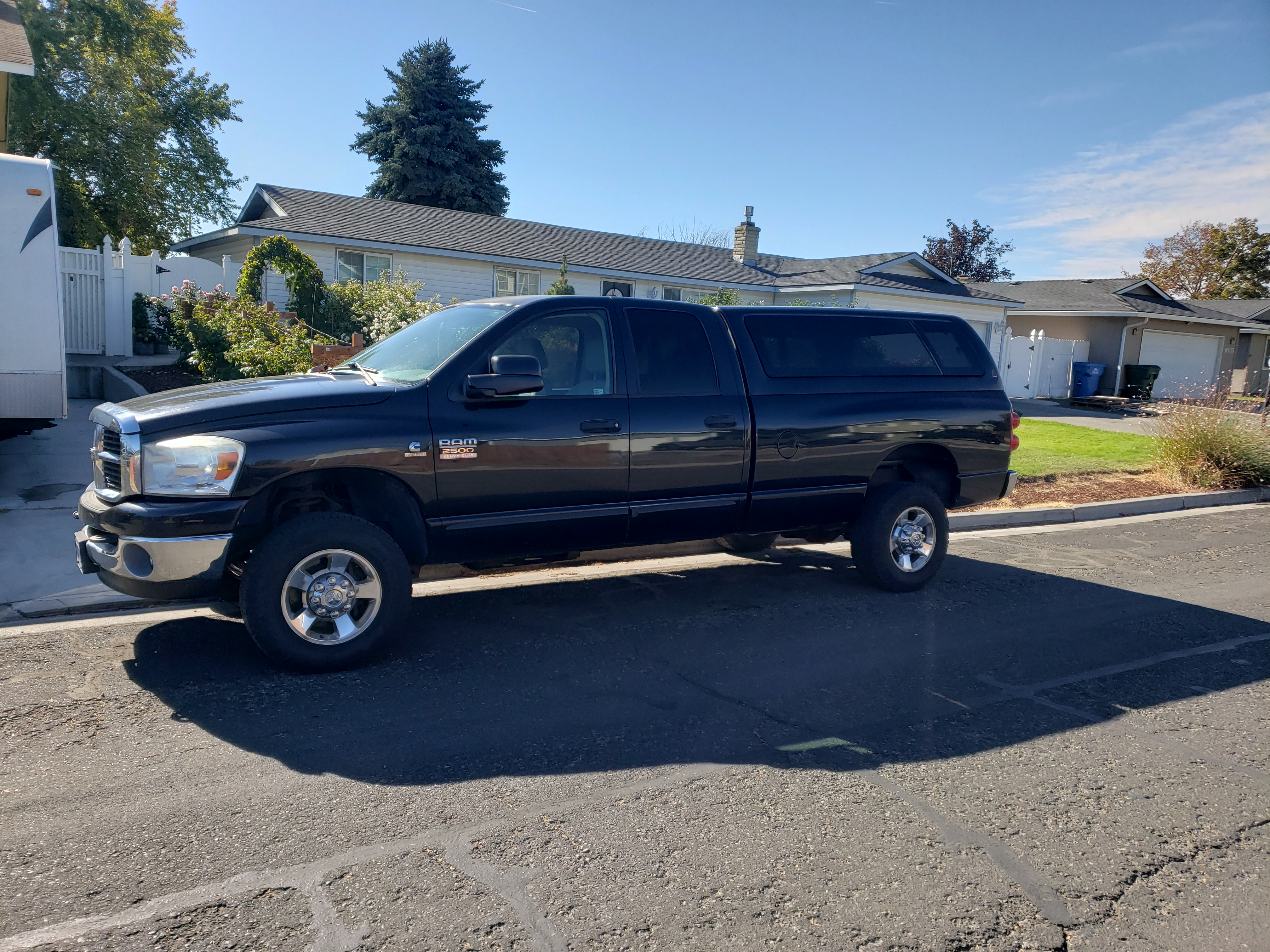 Used 2007 Dodge Ram 2500 Truck SLT w/ Quad Cab Big Horn Value Group AWD/4WD image 2