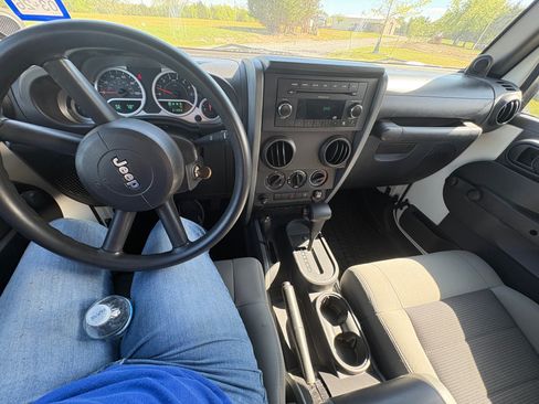 Used 2010 Jeep Wrangler Sport AWD/4WD image 14