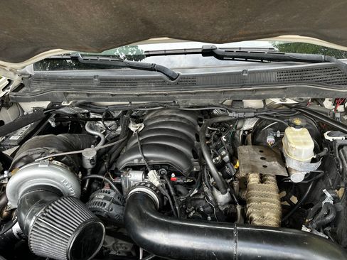 Used 2014 GMC Sierra 1500 Denali image 9