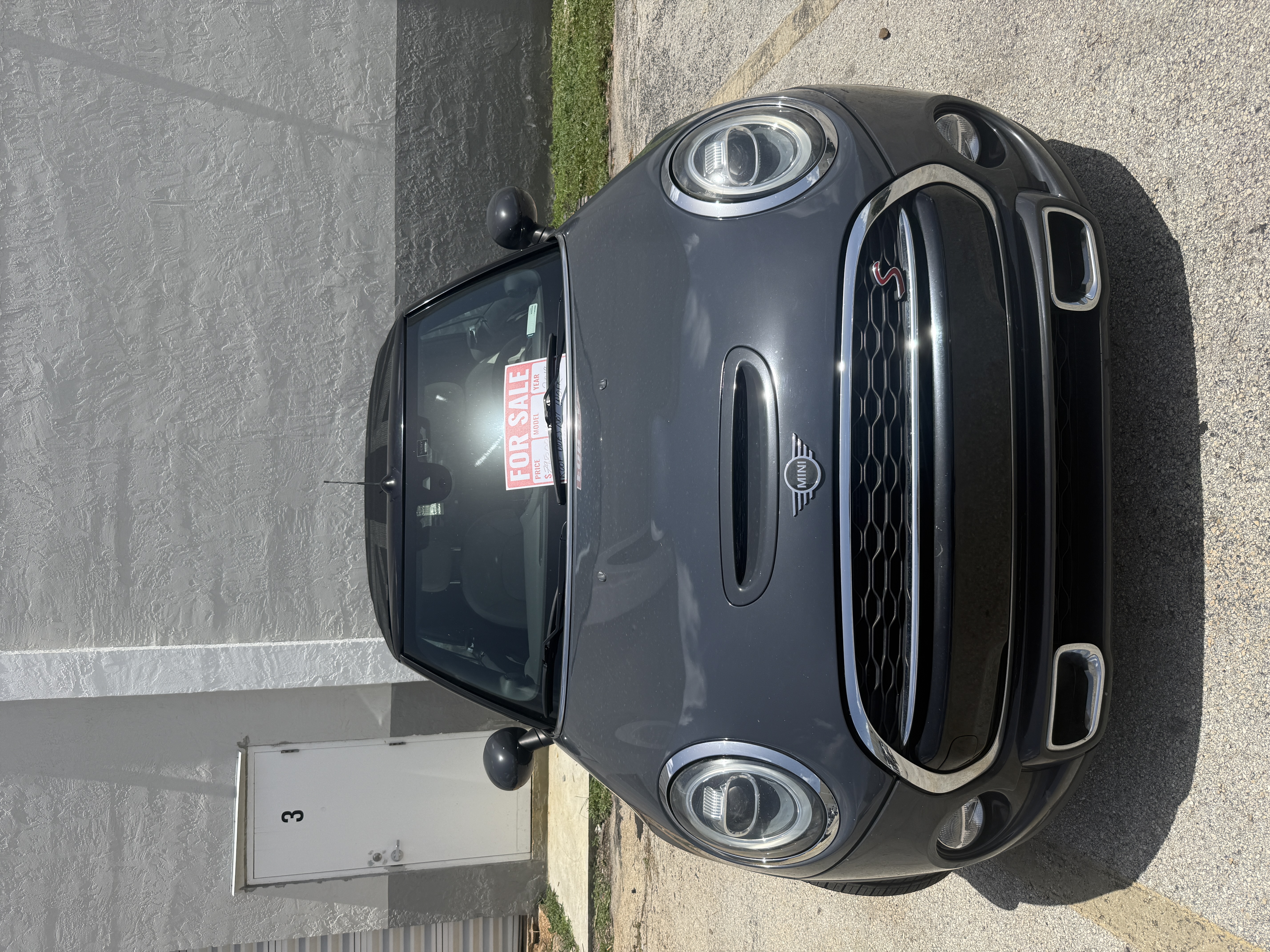 Used 2019 MINI Cooper S FWD image 1