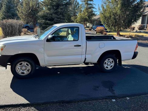 Used 2012 Toyota Tacoma 2WD Regular Cab image 12