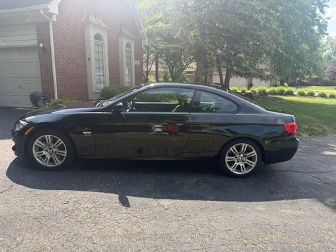 Used 2013 BMW 335i xDrive Coupe AWD/4WD image 1