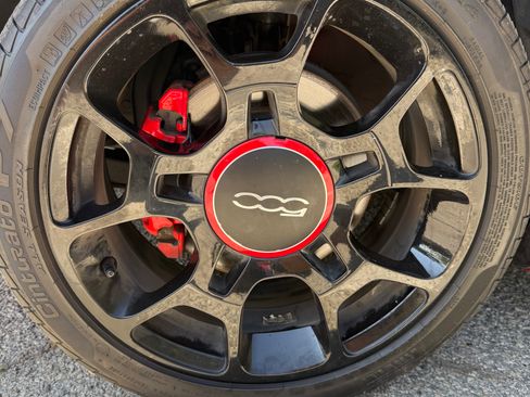 Used 2015 FIAT 500 Sport w/ Sport Appearance Group FWD image 13