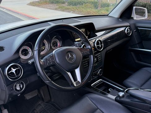 Used 2015 Mercedes-Benz GLK 350 GLK 350 Sport Utility 4D image 18