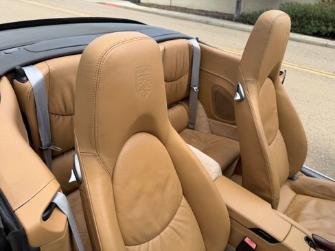 Used 2009 Porsche 911 Carrera S image 8