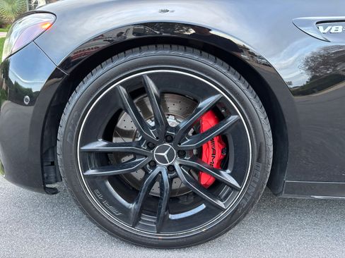 Used 2018 Mercedes-Benz E 63 AMG S image 17