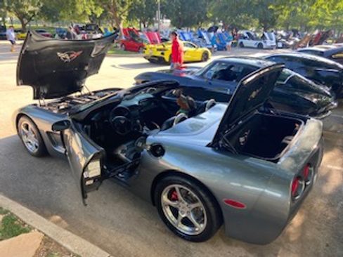 Used 2003 Chevrolet Corvette Convertible w/ Preferred Equipment Group1 image 23