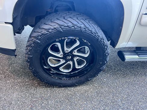 Used 2012 GMC Sierra 1500 Denali AWD/4WD image 12