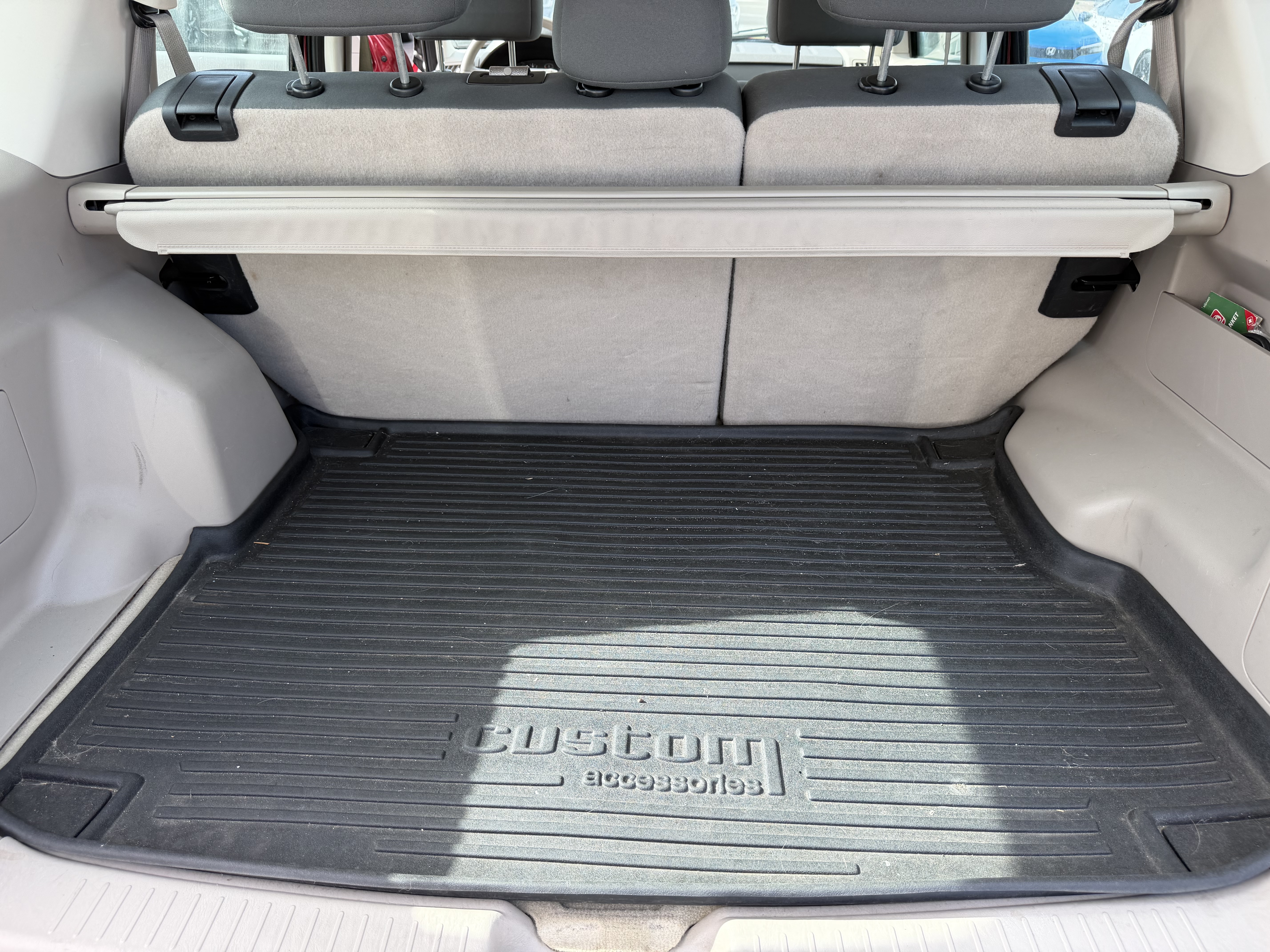 Used 2010 Ford Escape XLS AWD/4WD image 11