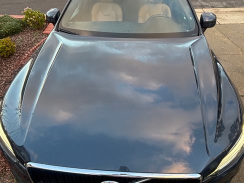 Used 2020 Volvo XC60 T5 Momentum w/ Protection Package Premier image 4