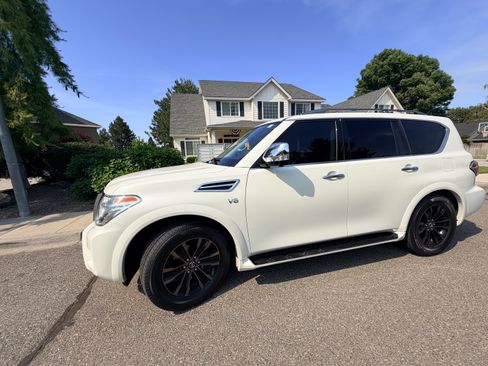 Used 2020 Nissan Armada Platinum AWD/4WD image 8