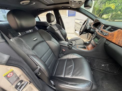 Used 2007 Mercedes-Benz CLS 63 AMG image 14
