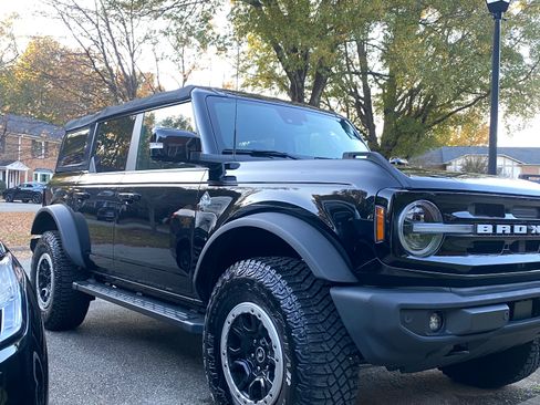 Used 2022 Ford Bronco Outer Banks w/ Sasquatch Package image 9