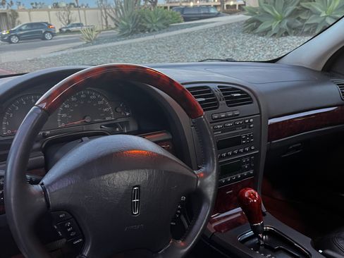 Used 2002 Lincoln LS RWD image 6