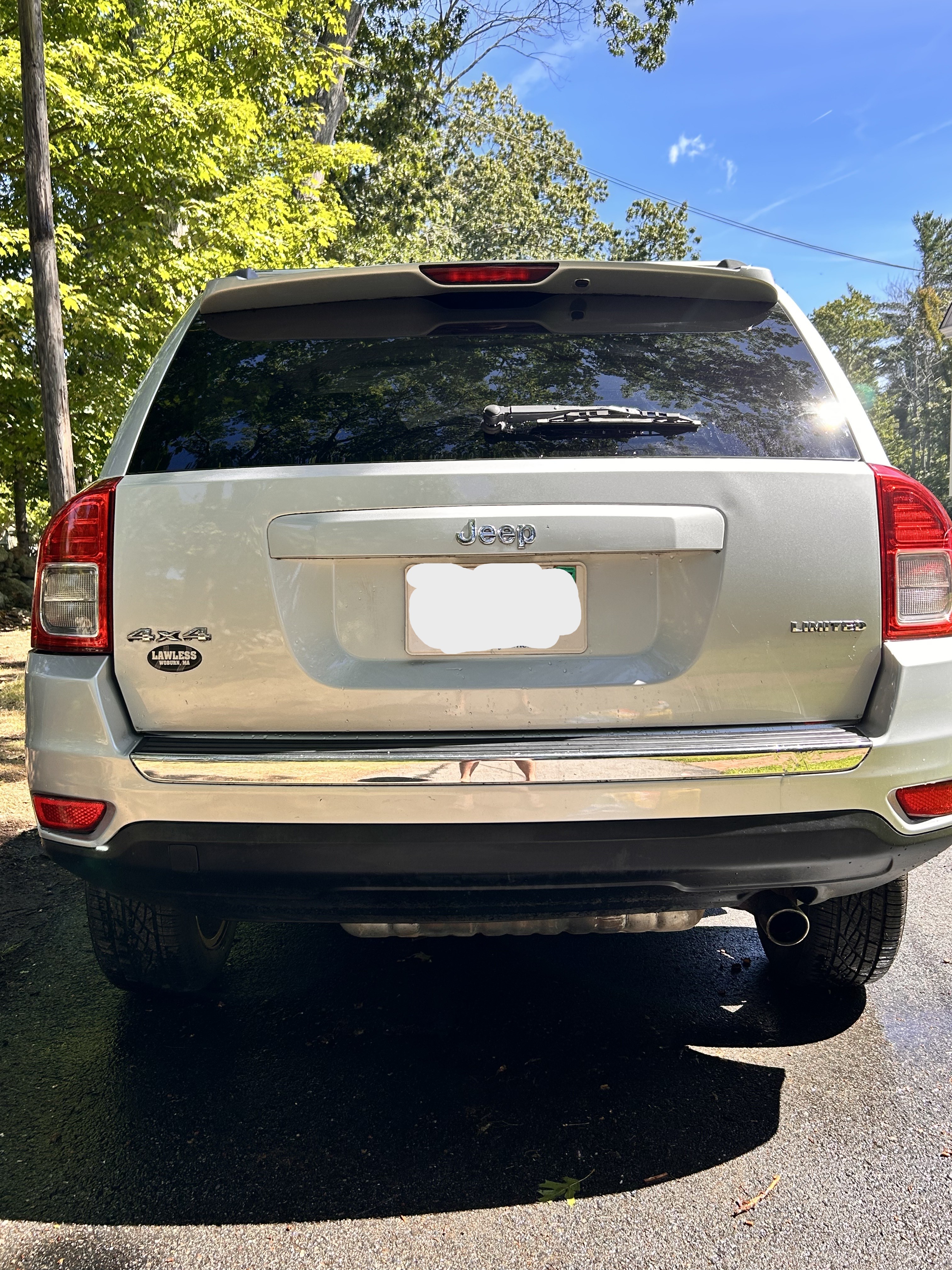 Used 2011 Jeep Compass Limited AWD/4WD image 6