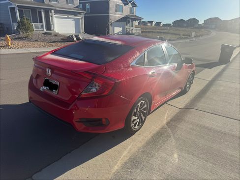 Used 2016 Honda Civic EX image 2