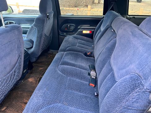 Used 1997 Chevrolet Tahoe 4WD image 11