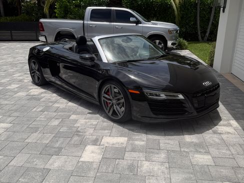 Used 2015 Audi R8 V10 AWD/4WD image 2