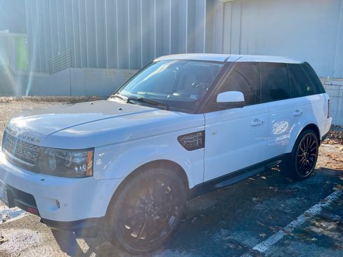 Used 2012 Land Rover Range Rover Sport HSE LUX image 2