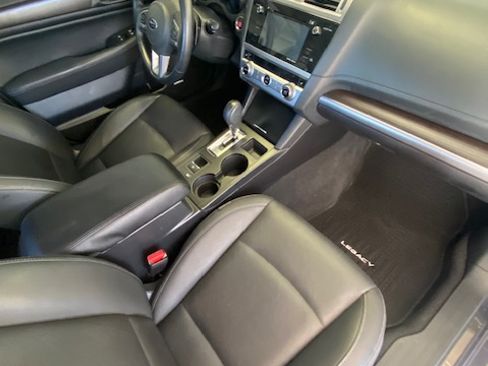 Used 2015 Subaru Legacy 2.5i Limited AWD/4WD image 14