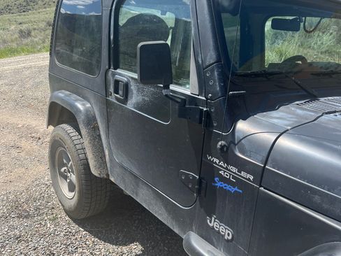 Used 1997 Jeep Wrangler Sport AWD/4WD image 2